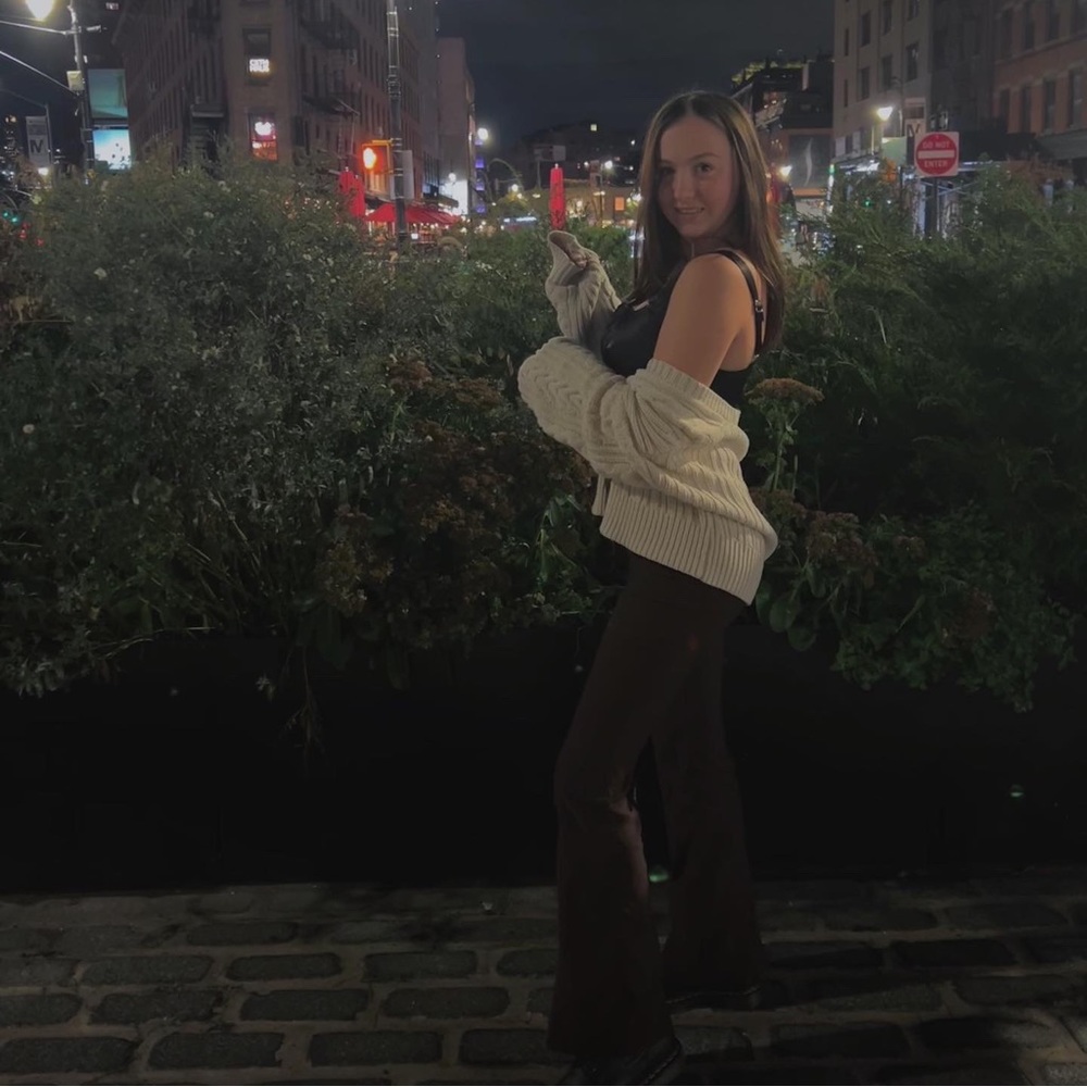 Meet your Posher, Ashleigh davis